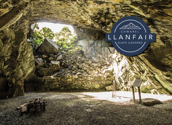 Photographic Design -  Acrylic - Key Ring - 54mm x 34mm - Packof 25